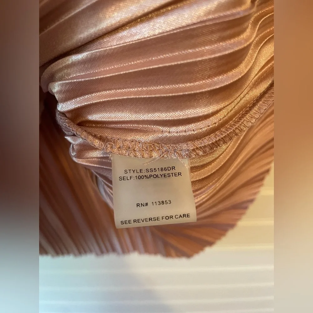 Sugarlips Pink Metallic Pleated Skirt NWT Size Medium